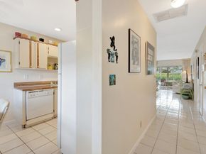 5200 Privet B Place B, Delray Beach FL 33484
