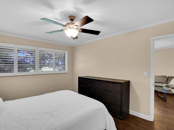 600 Greensward Ln 203, Delray Beach FL 33445