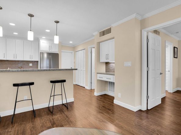 600 Greensward Ln 203, Delray Beach FL 33445