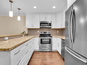 600 Greensward Ln 203, Delray Beach FL 33445