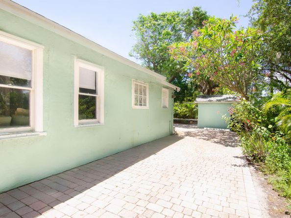 524 50th Street, West Palm Beach FL 33407