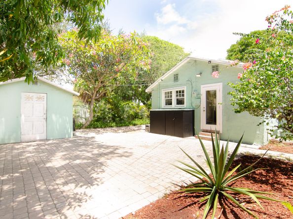 524 50th Street, West Palm Beach FL 33407