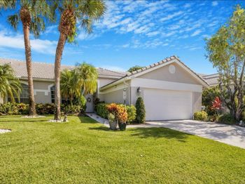 7856 Rockford RD