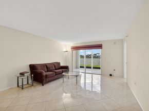 6112 Huntwick Terrace 106, Delray Beach FL 33484