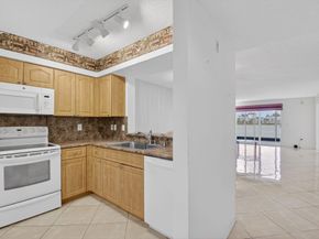 6112 Huntwick Terrace 106, Delray Beach FL 33484