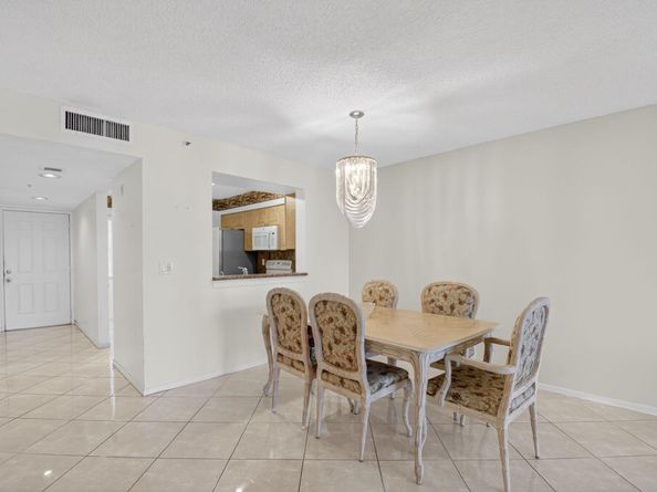 6112 Huntwick Terrace 106, Delray Beach FL 33484