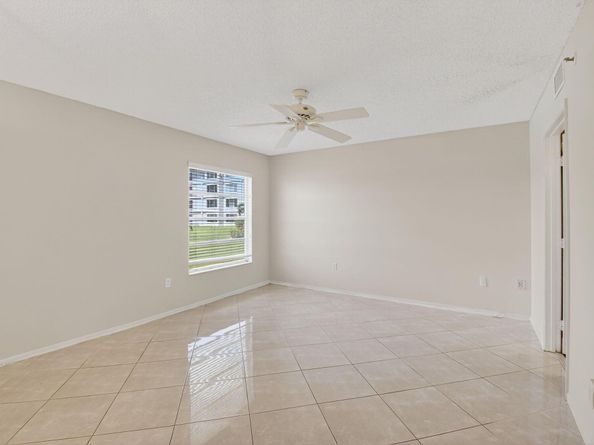 6112 Huntwick Terrace 106, Delray Beach FL 33484