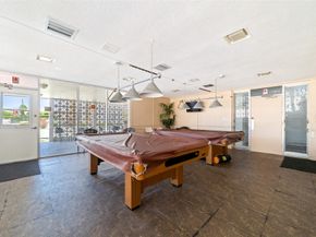 3040 NE 16th Ave 415, Oakland Park FL 33334