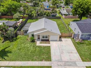 10656 Bobbie Lane, Royal Palm Beach FL 33411