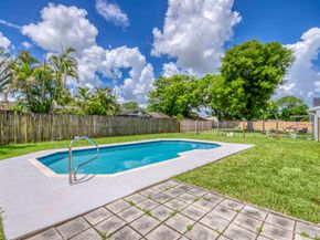 10656 Bobbie Lane, Royal Palm Beach FL 33411
