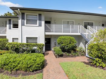 10 Southport Lane