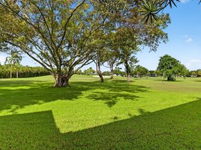 10 Southport Lane E, Boynton Beach FL 33436