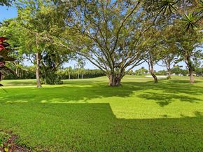 10 Southport Lane E, Boynton Beach FL 33436
