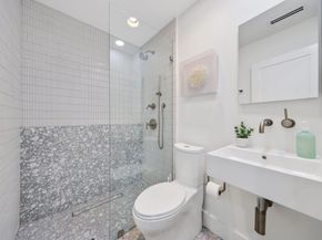 2448 SE 9th St, Pompano Beach FL 33062