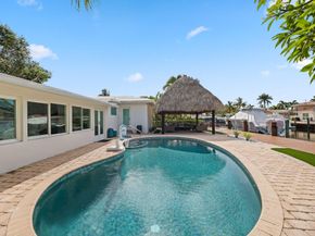 2448 SE 9th St, Pompano Beach FL 33062