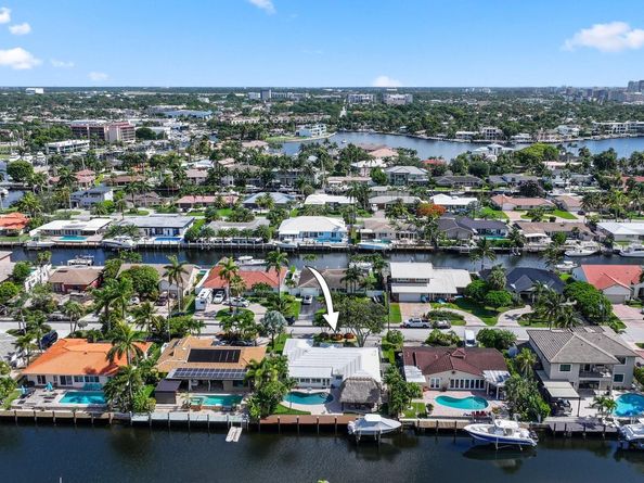 2448 SE 9th St, Pompano Beach FL 33062