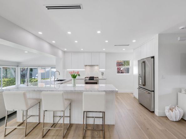 2448 SE 9th St, Pompano Beach FL 33062
