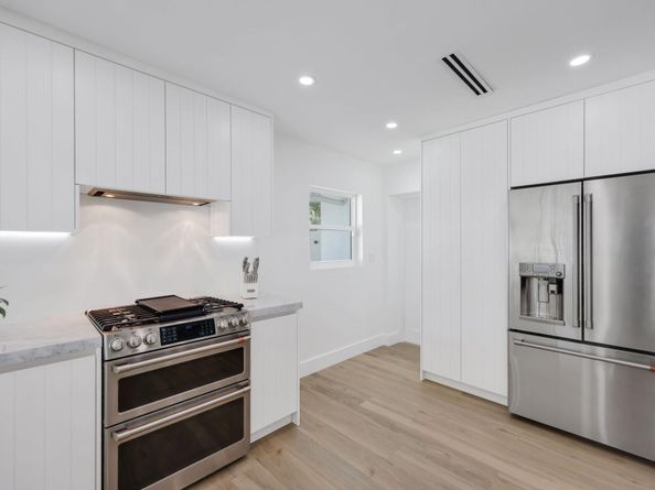 2448 SE 9th St, Pompano Beach FL 33062