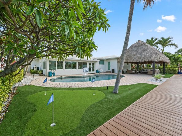 2448 SE 9th St, Pompano Beach FL 33062