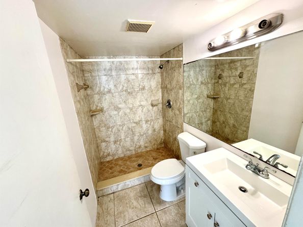 1119 Green Pine Boulevard C1, West Palm Beach FL 33409