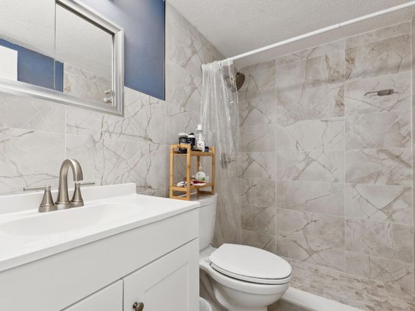 2111 NE 56th Street 106, Fort Lauderdale FL 33308