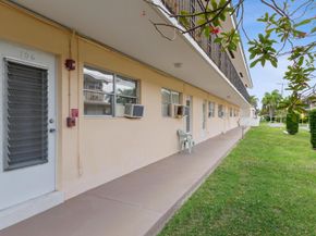 2111 NE 56th Street 106, Fort Lauderdale FL 33308