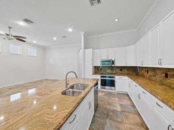 12520 NW 79th Manor, Parkland FL 33076