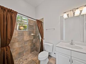 12520 NW 79th Manor, Parkland FL 33076