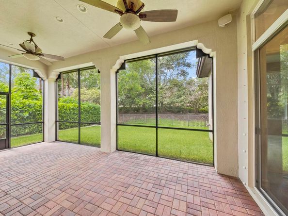 12520 NW 79th Manor, Parkland FL 33076