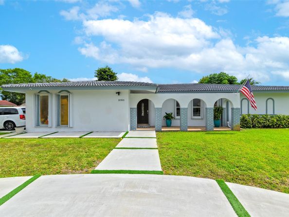 10300 NW 44th St, Coral Springs FL 33065
