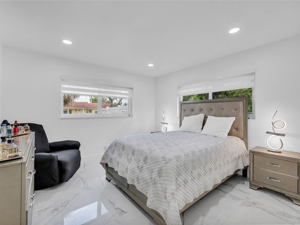 10300 NW 44th St, Coral Springs FL 33065