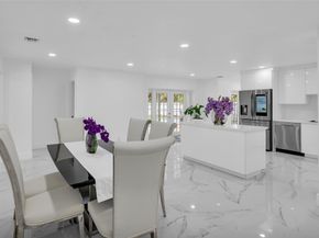 10300 NW 44th St, Coral Springs FL 33065