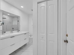 10300 NW 44th St, Coral Springs FL 33065