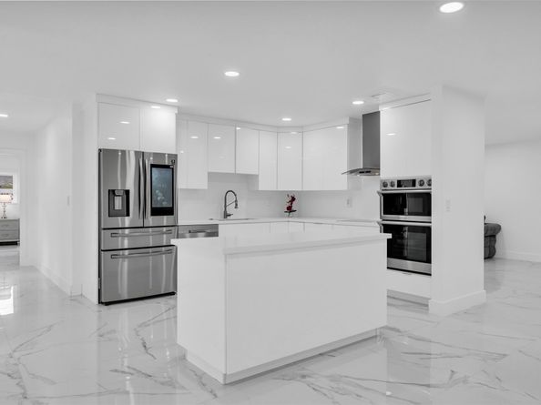 10300 NW 44th St, Coral Springs FL 33065