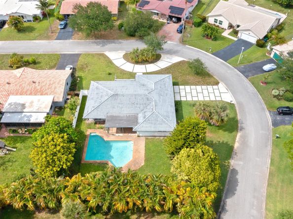 10300 NW 44th St, Coral Springs FL 33065