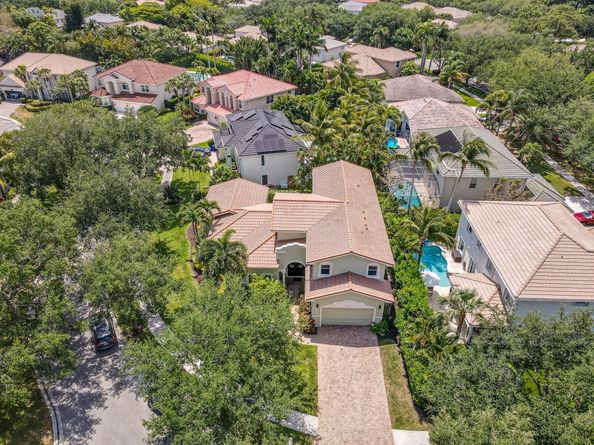 412 Meadowlark Drive, Jupiter FL 33458