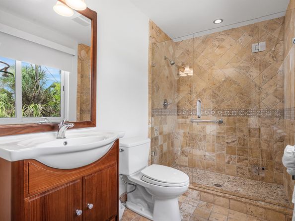 1906 Bay Drive, Pompano Beach FL 33062