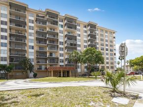 4174 Inverrary Dr 701, Lauderhill FL 33319