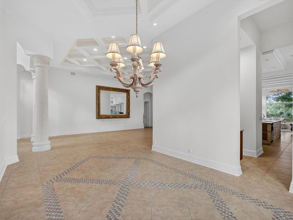 119 Via Paradisio, Palm Beach Gardens FL 33418