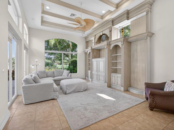 119 Via Paradisio, Palm Beach Gardens FL 33418
