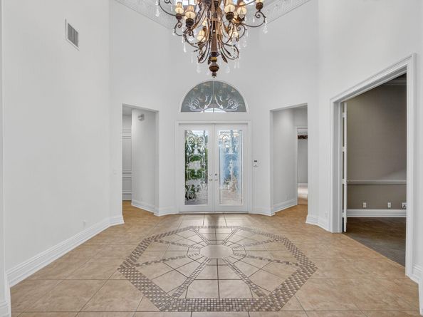 119 Via Paradisio, Palm Beach Gardens FL 33418