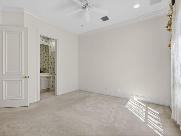 119 Via Paradisio, Palm Beach Gardens FL 33418