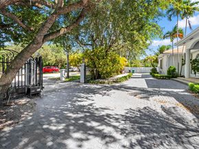 5750 SW 67th Avenue, Miami FL 33143