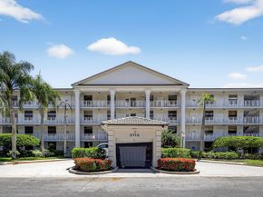 3710 Whitehall Drive 404, West Palm Beach FL 33401