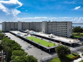 801 Lake Shore Drive 108, Lake Park FL 33403