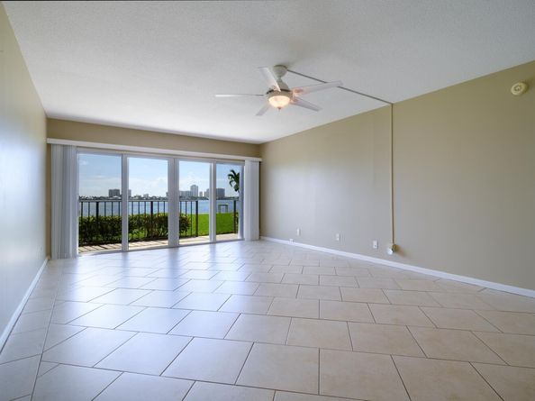 801 Lake Shore Drive 108, Lake Park FL 33403
