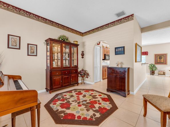 4866 SW 32nd Ter, Dania Beach FL 33312