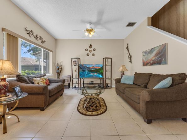 4866 SW 32nd Ter, Dania Beach FL 33312