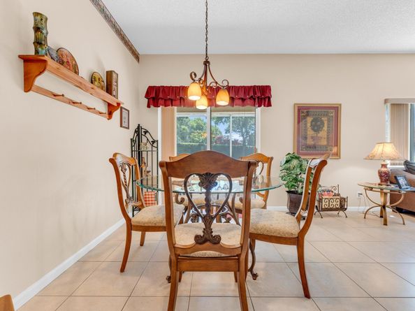 4866 SW 32nd Ter, Dania Beach FL 33312