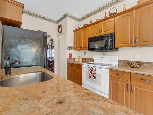 4866 SW 32nd Ter, Dania Beach FL 33312